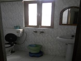מטורה Bharti Guest House מראה חיצוני תמונה